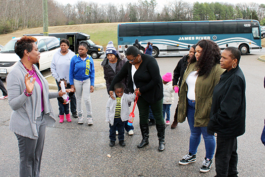 Melissa Smith Welcomes Bus